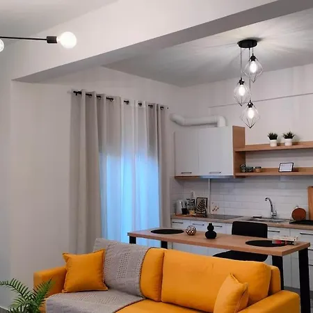 N&k Yellow Pearl Flat Apartment