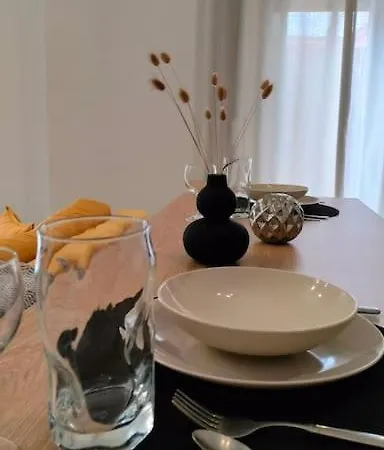 N&k Yellow Pearl Flat * Volos